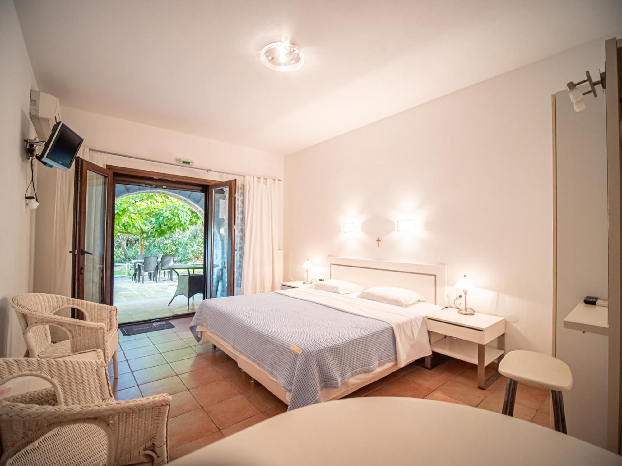 Appartamento St George'S House Potistika Esterno foto